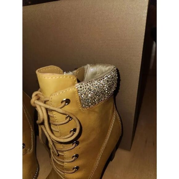 Steve Madden pointed toe boots women's size 6 - Picture 3 of 5